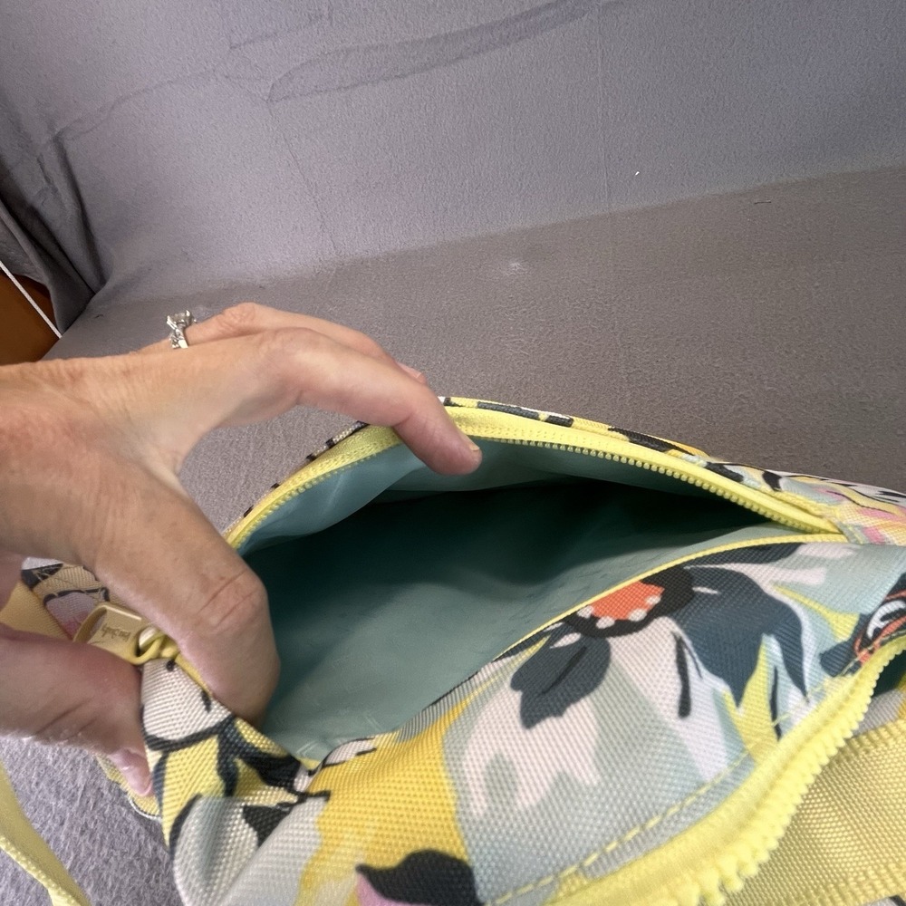 Vera Bradley Reactive Sling Backpack In Sunny Garden Print Yellow Multi VGUC - Picture 6 of 16